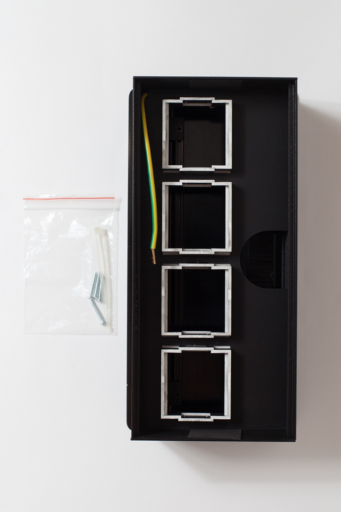 Люк настольный на 4 поста (45х45), металл, черный, IP20 (300011)_2