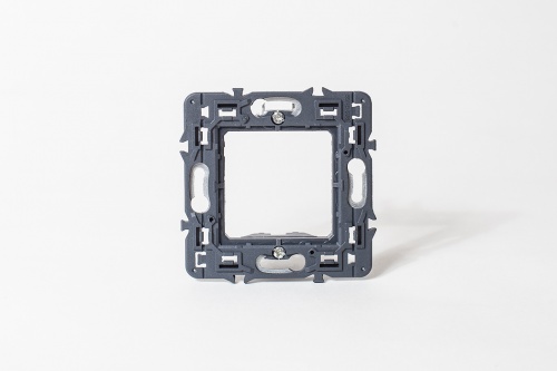 Суппорт на 1 пост (45х45) монтаж на винтах (500022)