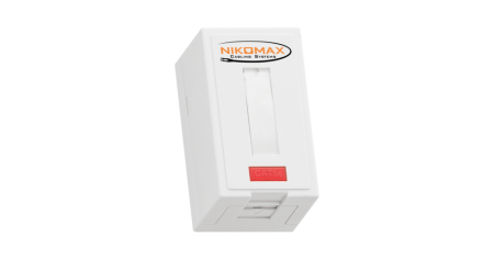 Настенная розетка NIKOMAX, 1 порт, Кат.5e, неэкранированная, со шторкой, белая-0