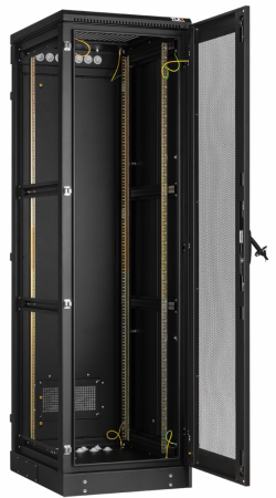 Напольный шкаф Classic 19",24U,перф.дверь,бок.цельнометалл.стенки и зад.дверь,600х1280х800,RAL9005-2