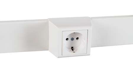 Суппорт с рамкой 1 пост (45х45) на профиль для кабельного канала 60х16 SPL 060007S-1