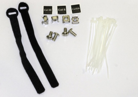 Модульная патч-панель 19",24 порта,угловая,1U,для UTP/FTP Keystone,со съемн.панелями,с задн.каб.орг.-1