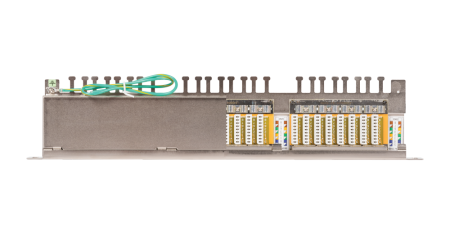 Коммутационная панель NIKOMAX 19", 0,5U, 24 порта, Кат.6, полный экран, с органайзером, металлик-1
