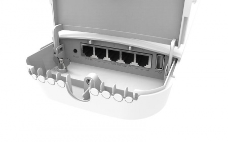Беспроводной маршрутизатор MikroTik OmniTIK 5 POE ac-2