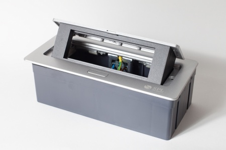 Люк на 3 поста (45х45), металл, серебро, с пластиковой коробкой, IP40 SPL 300010-0